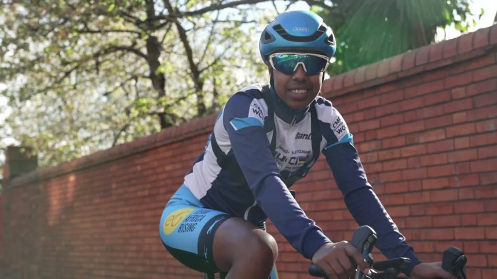 Ride London: Ethiopian pro cyclist to compete while living in asylum hotel
